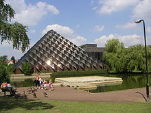 Bletchley_Leisure_Centre
