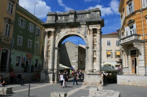 Pula - Golden gate
