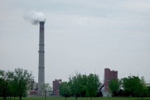 Coal power plant in NY. Photo credit: Matthew D. Wilson, Wikimedia Commons